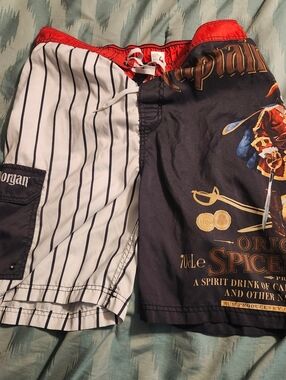 Captain Morgan Board Shorts Pirate Rum Swim Trunks Men's‎ Size Medium